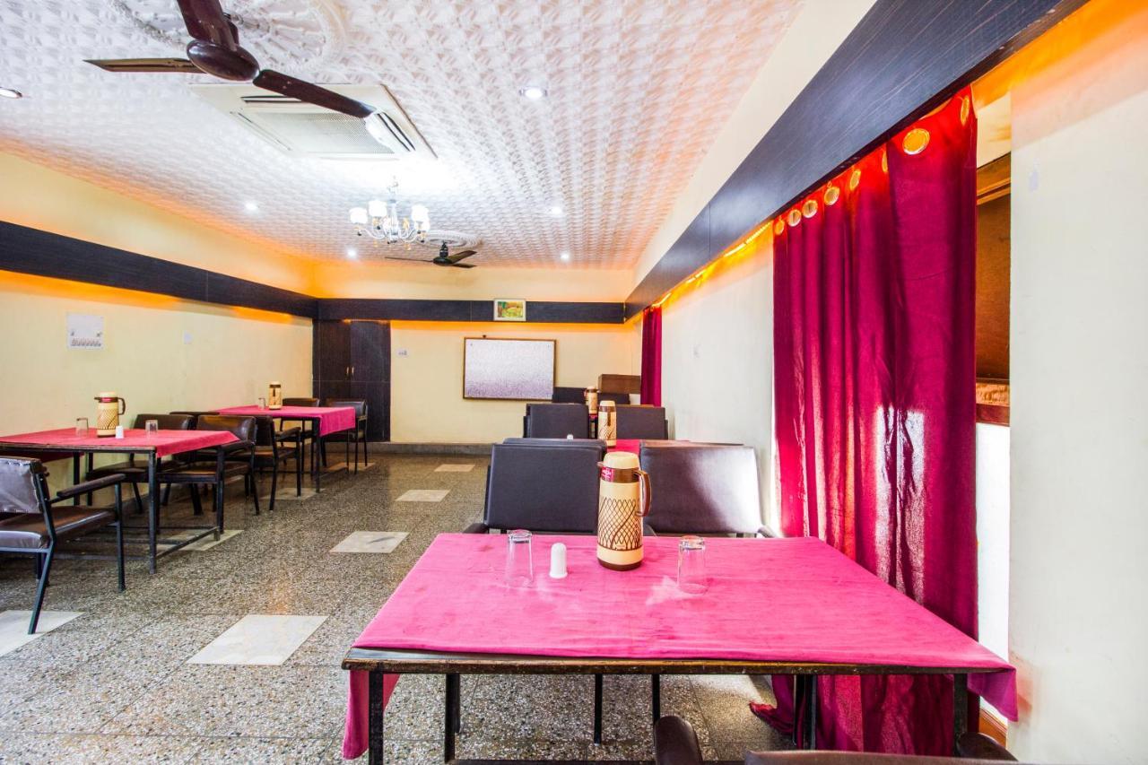 Fabhotel Damanis Ashok Nagar Udajpur Exteriér fotografie